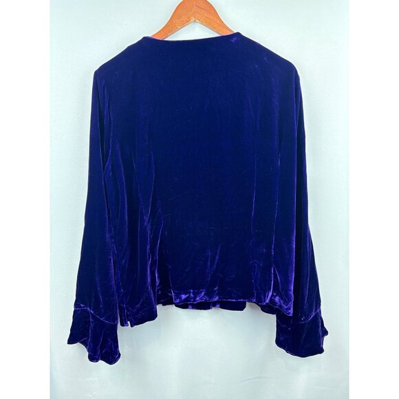 Women’s Coldwater Creek Large Purple Velvet Long Sleeve Jacket - Picture 3 of 4